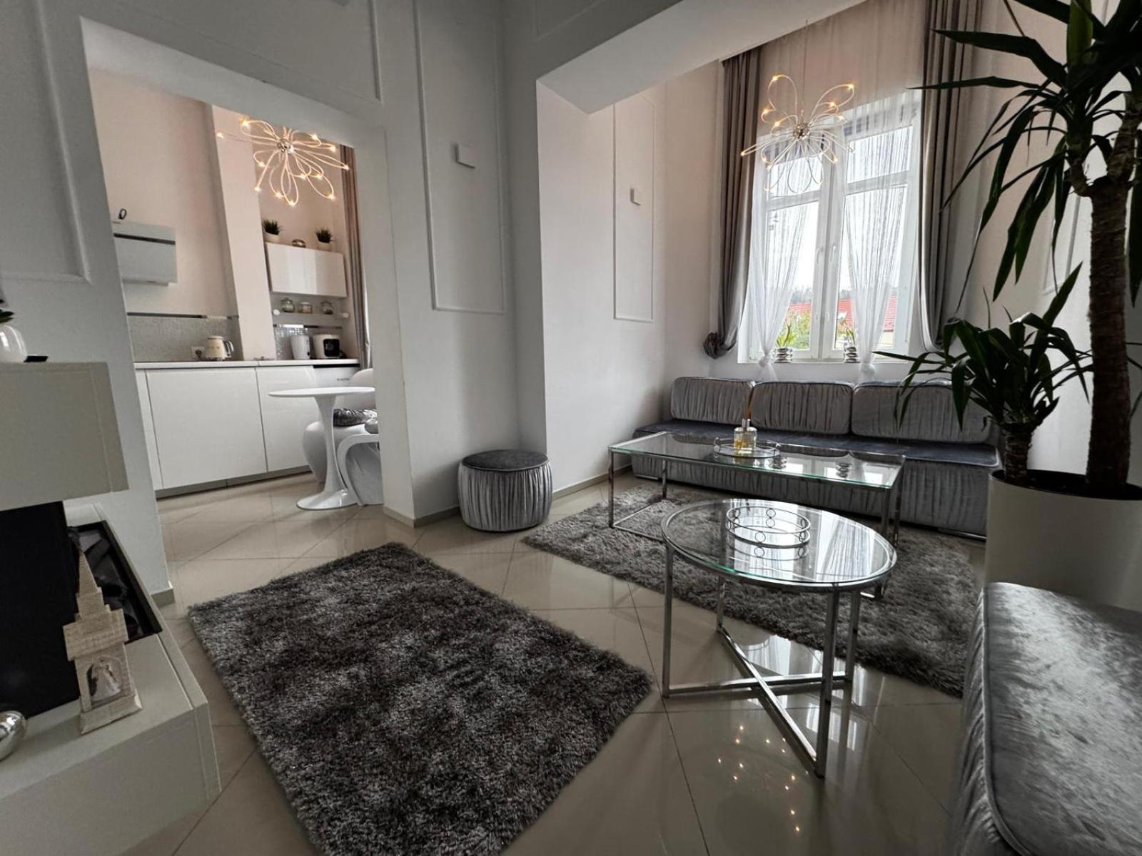 Salt Inn Apartments No 2 - Jacuzzi Wieliczka Exterior foto